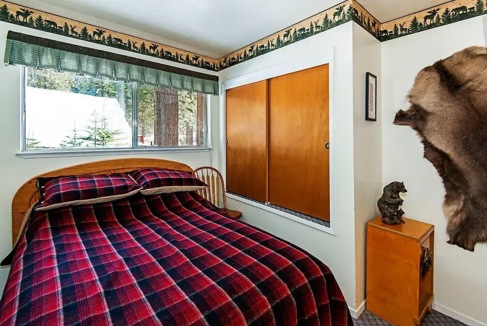 Cherry Hills Cabin - Sleeps 6, No Pets, Family Fun!