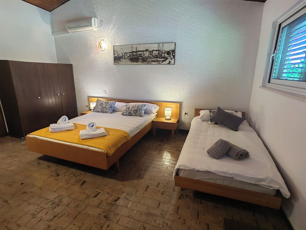 Apartment Lada