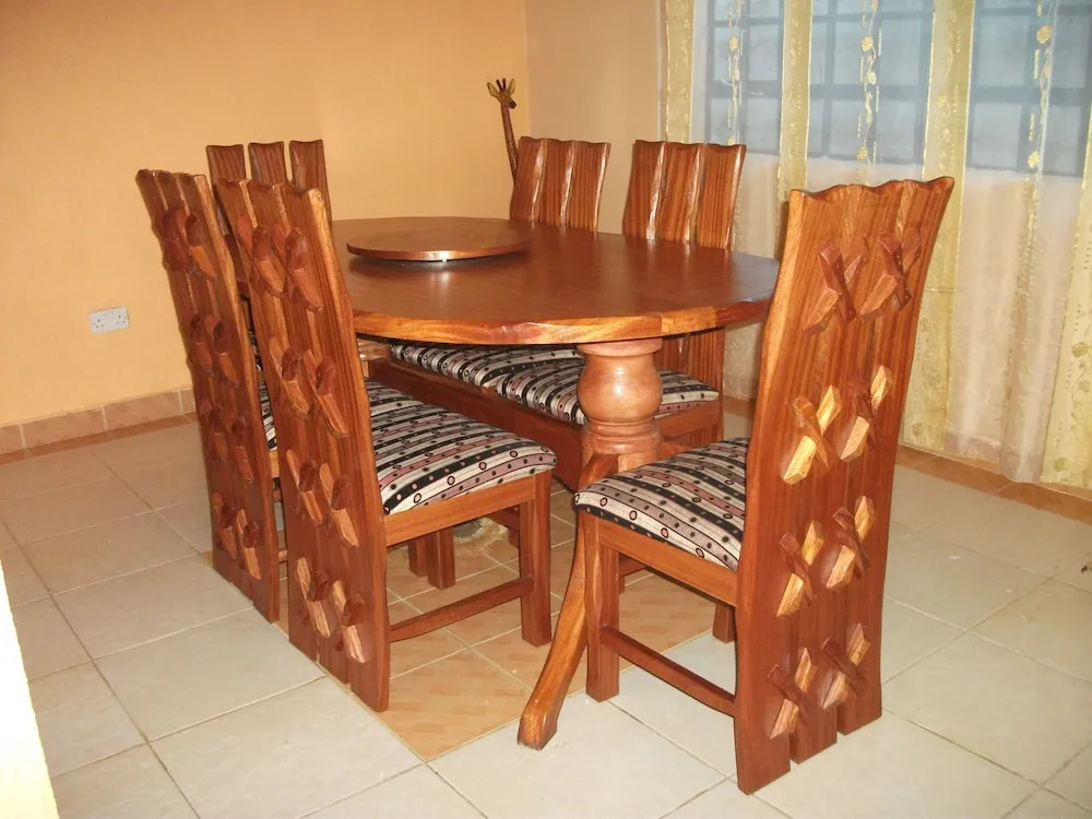 Safari Homestay