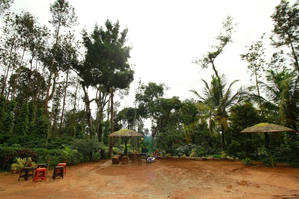 OYO 16451 Home Cozy Estate Stay madikeri