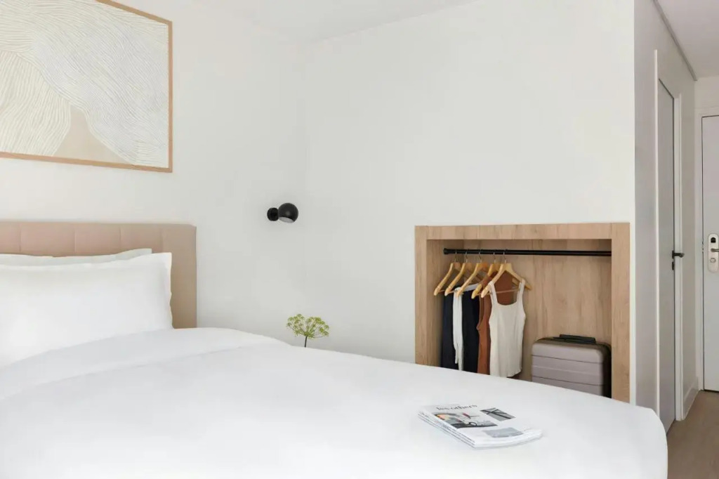 Yvette Hotel Porte de Versailles, Sonder