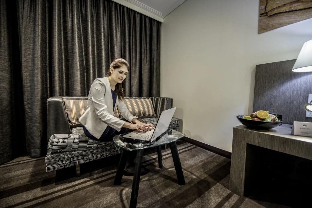 Rydges World Square