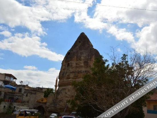 Stay In Peace Cave Hostel