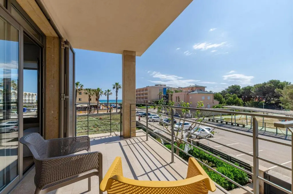 YourHouse Antonia, sea view house with terrace