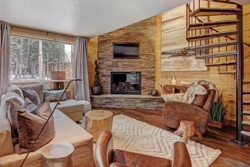 Riverhaus