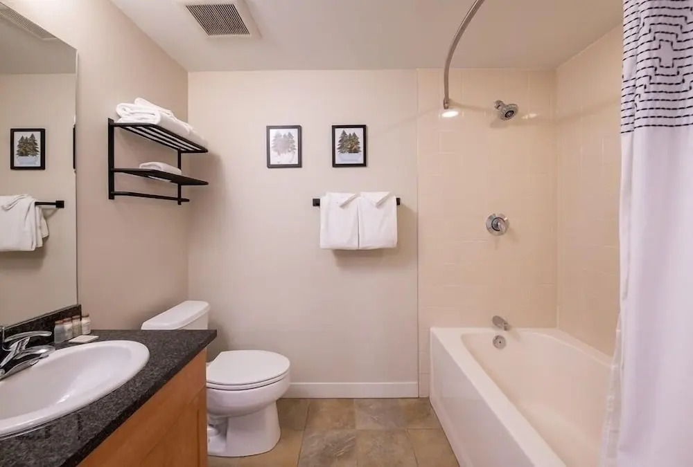 Sixth Floor Studio with Village and Mountain View - Fraser Crossing/Founders Pointe Premium-Rated 4669