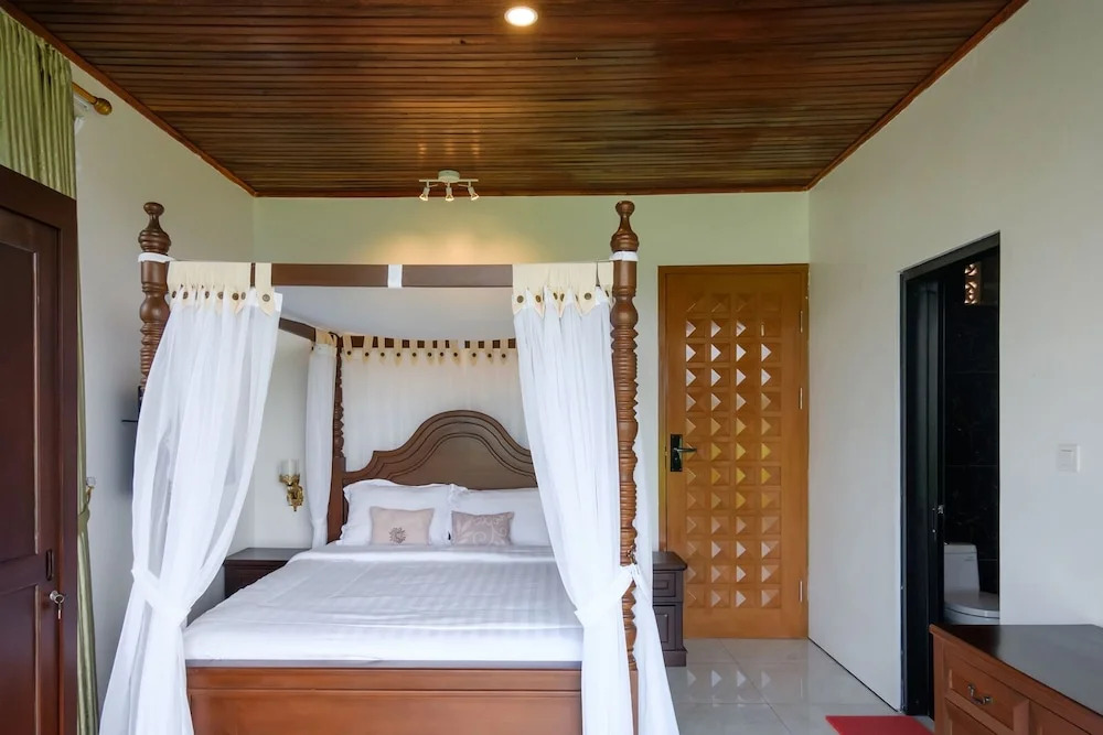 TwoSpaces Living at deRos Resort & Cafe, Bogor