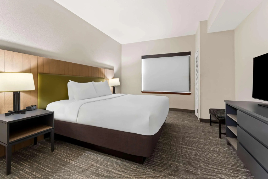 Country Inn & Suites by Radisson, Macon North, GA