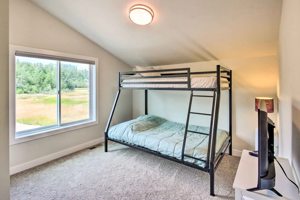 Red Lodge Home w/ Patio ~ 1 Mi From Downtown!