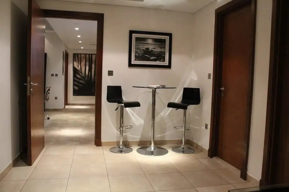 Yanjoon Holiday Homes - Marina Residence