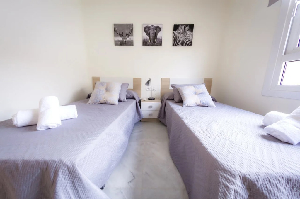 Expoholidays - Apartamentos Puerto Almerimar