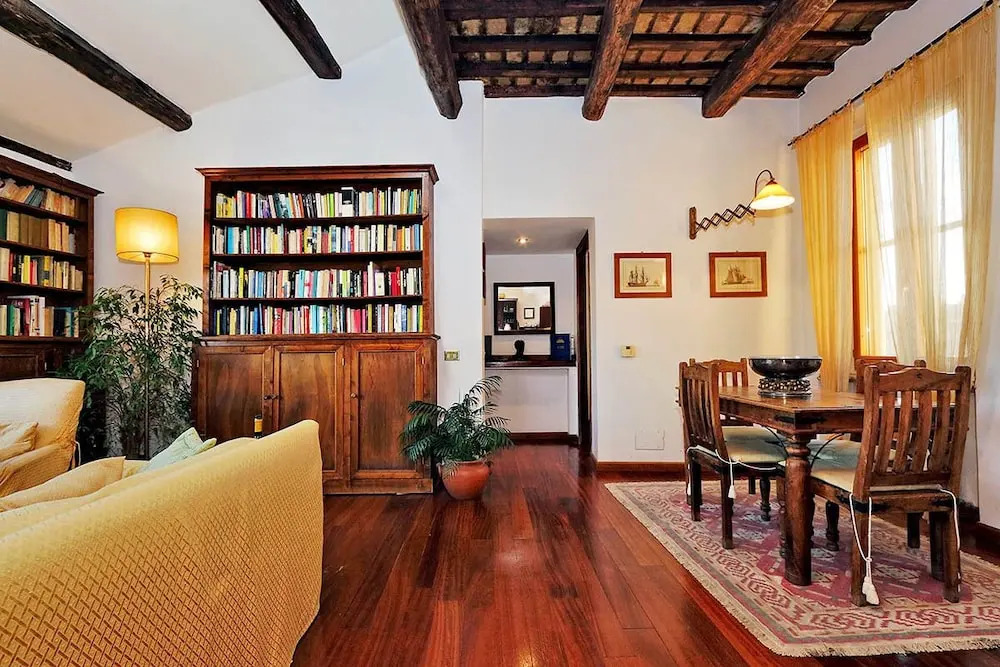 Piazza Mattei Terrace Apartment
