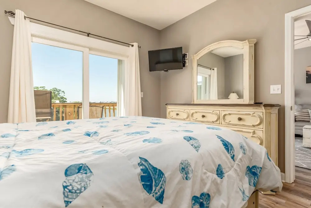 Bayou Heron #2b - 1514 Cadillac 2 Bedroom Condo