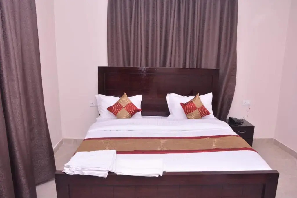 ADB Rooms Hotel Silver Lake Inn