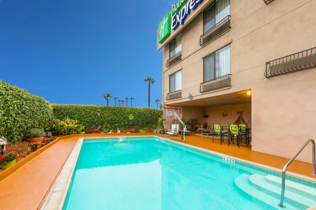 Holiday Inn Express San Diego - Sea World Area by IHG