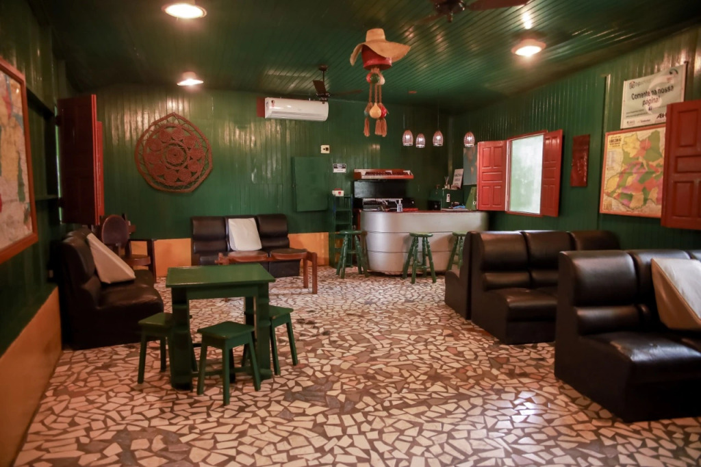 Amazonia Jungle Hotel