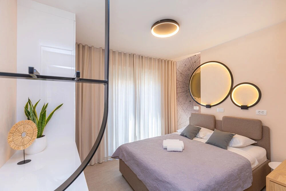 Ragusa Sea View apartment by DuHomes