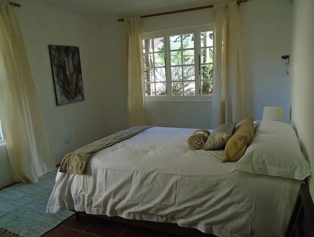 Zen Too Holiday House