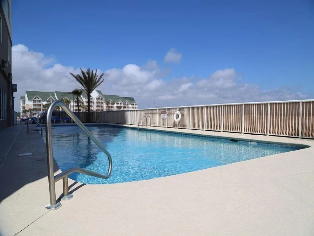 Royal Palms 402 1 Bedroom Condo by RedAwning