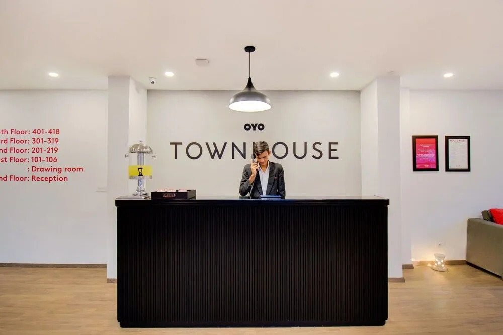 Super Townhouse Paldi Bus Terminal Ahmedabad Formally Neelkanth