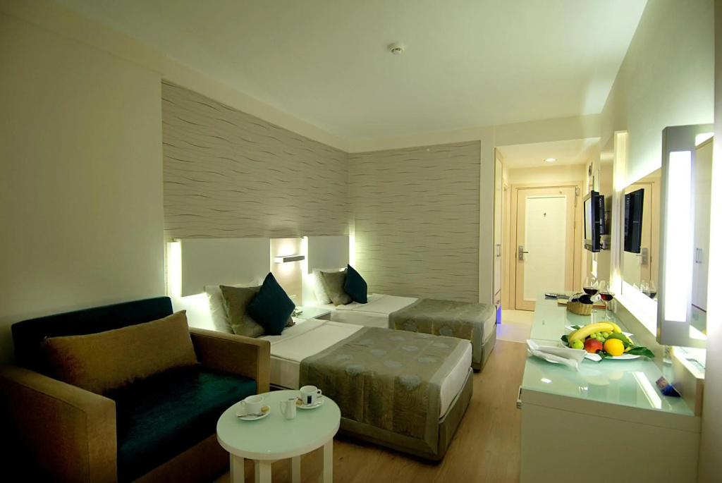 Grand Okan Hotel