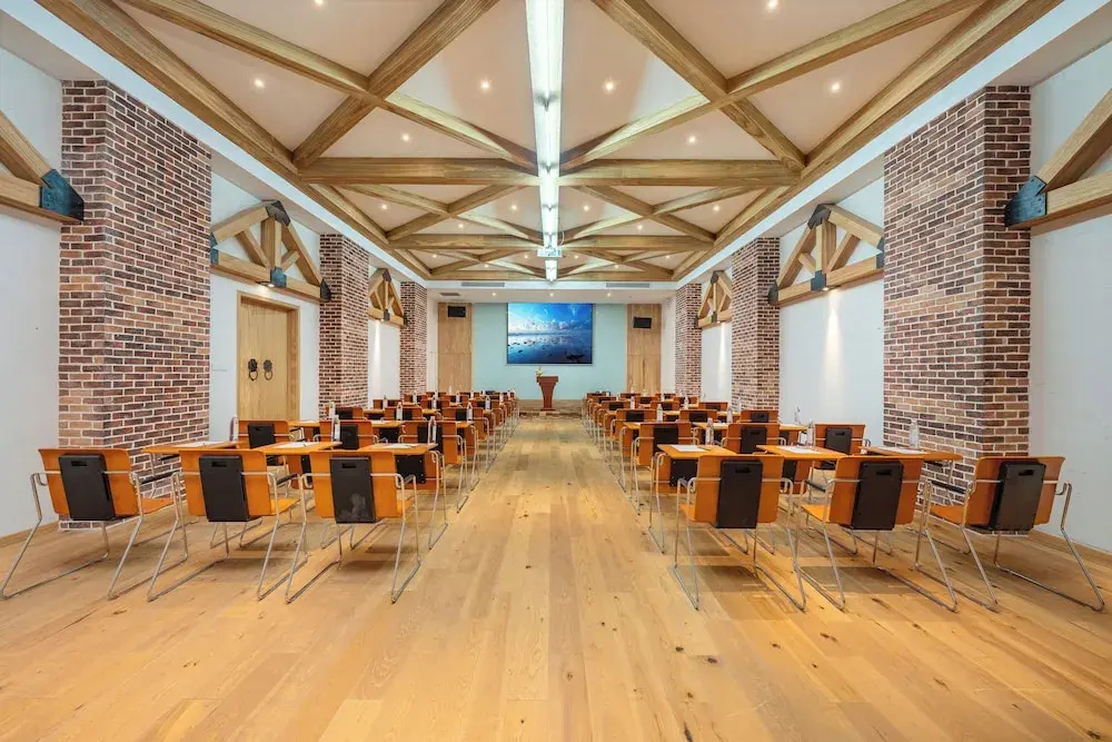 Manli Hotel Shanghai Pudong Airport Branch-Free shuttle buses to Pudong Airport and Disneyland