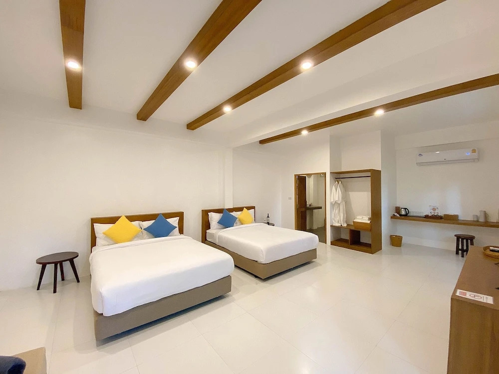 Issara Beach Resort Beachfront