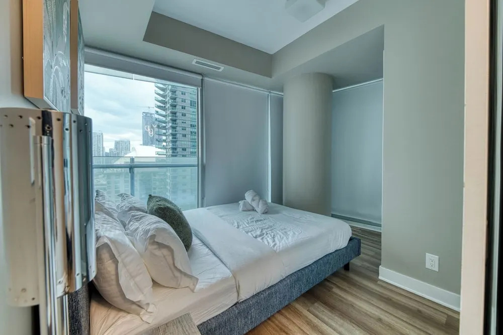 York Street Suites Toronto