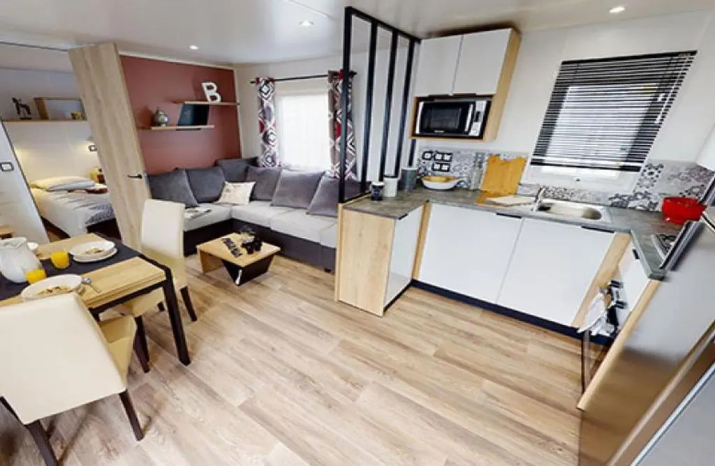 MOBILHOME 6 pers , domaine de KERLANN 4*, excellence Moana 2022