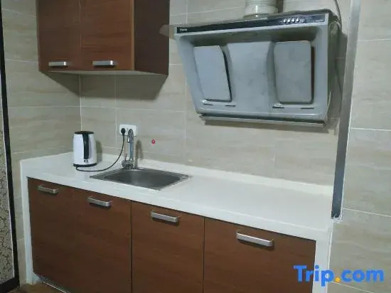 Yantai Hainabian Scenic Apartment