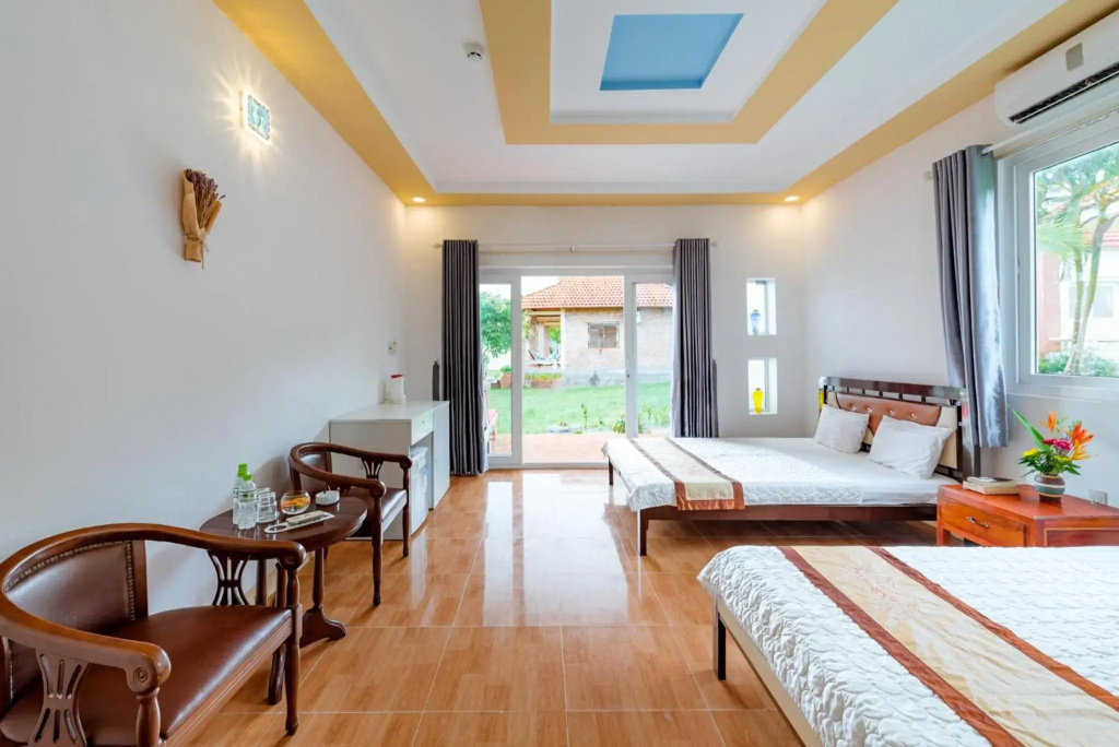 Vung Bau Resort