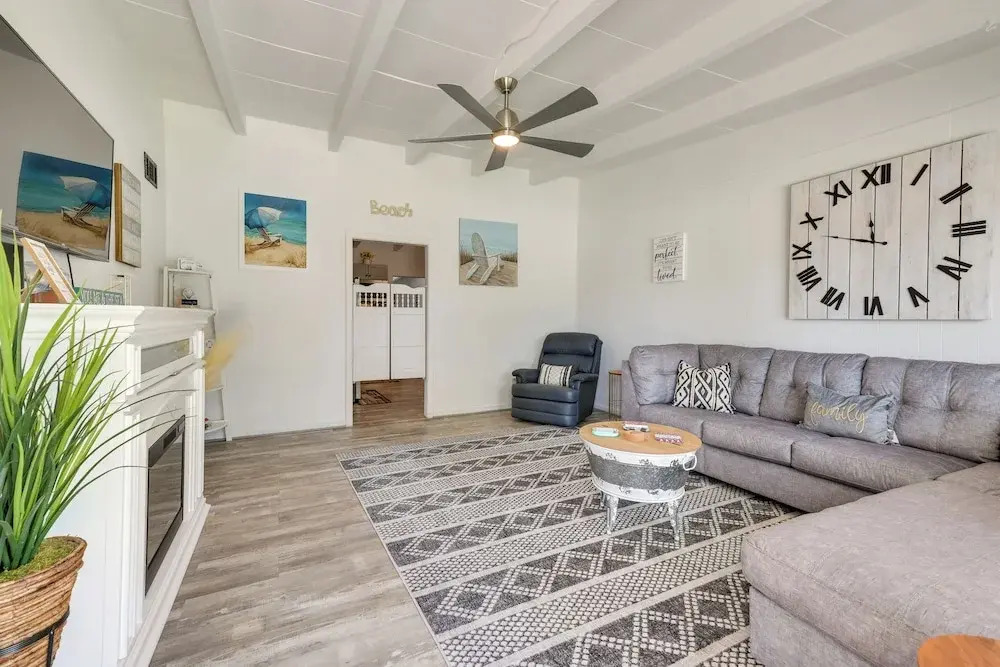 Cozy Fort Walton Beach Escape w/ Private Patio!