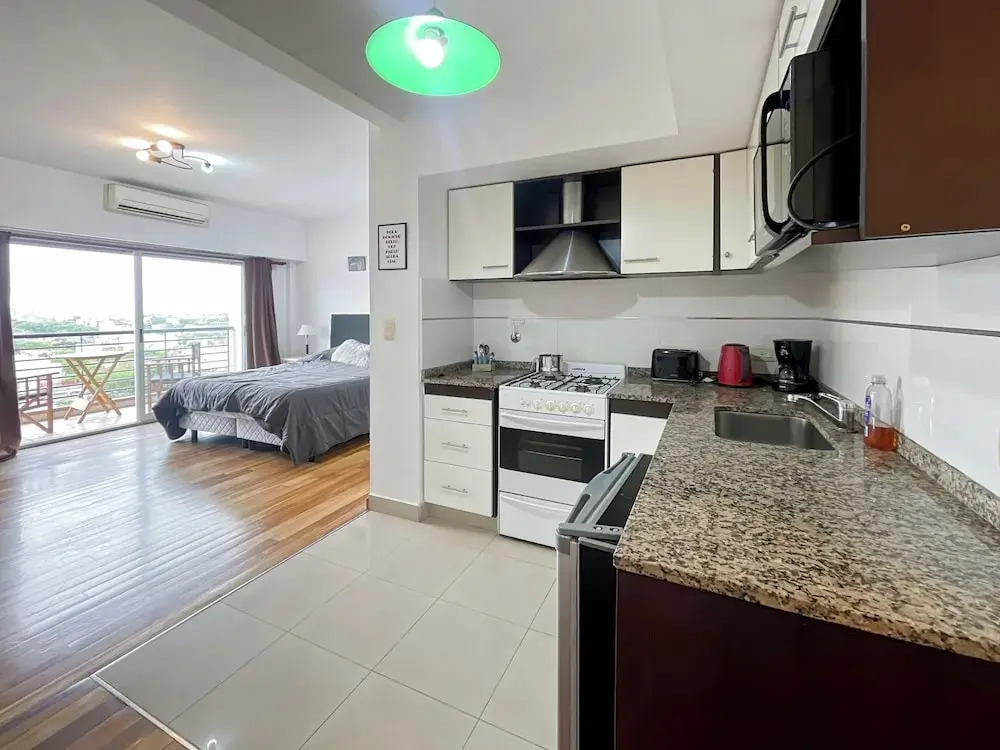 Cozy Studio on a High Floor with Panoramic Views in Villa Urquiza