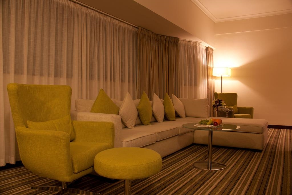 Aavri Hotel
