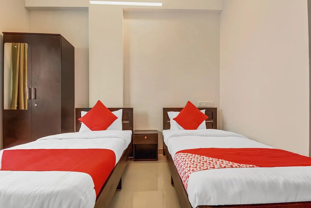 Oyo 47376 Ekab Hospitality