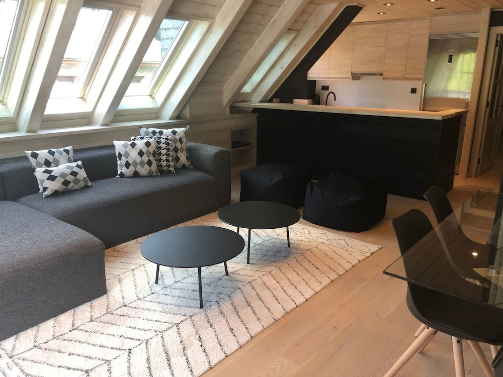Val de Ruda Luxe 62 by FeelFree Rentals