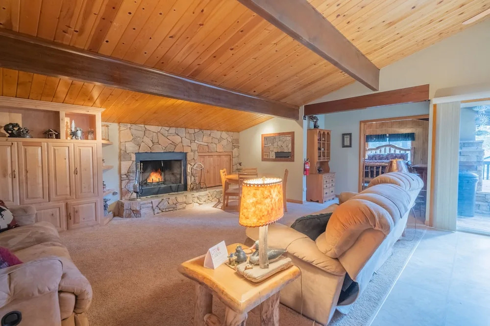 Moonridge Manor