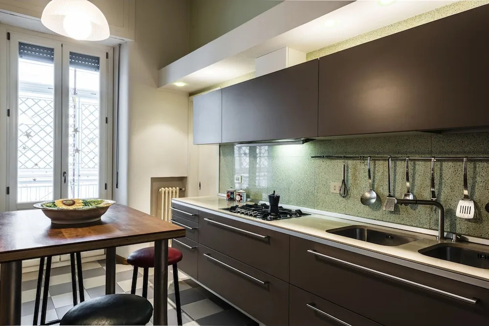 Agata Apartment With Balcony by Wonderful Italy