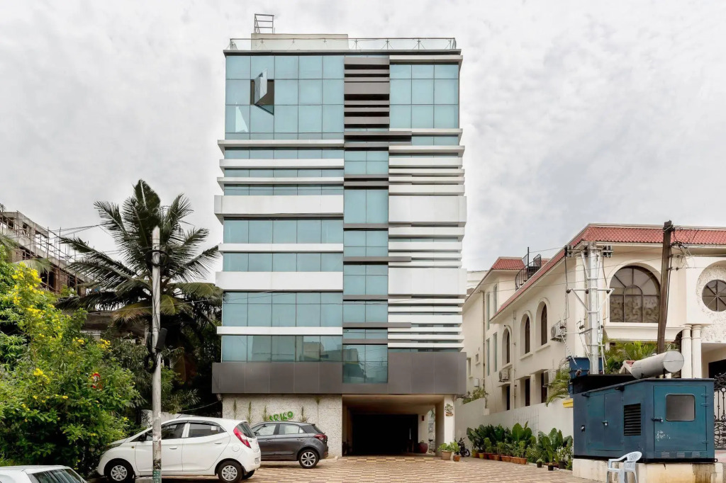Treebo Srico, Banjara Hills