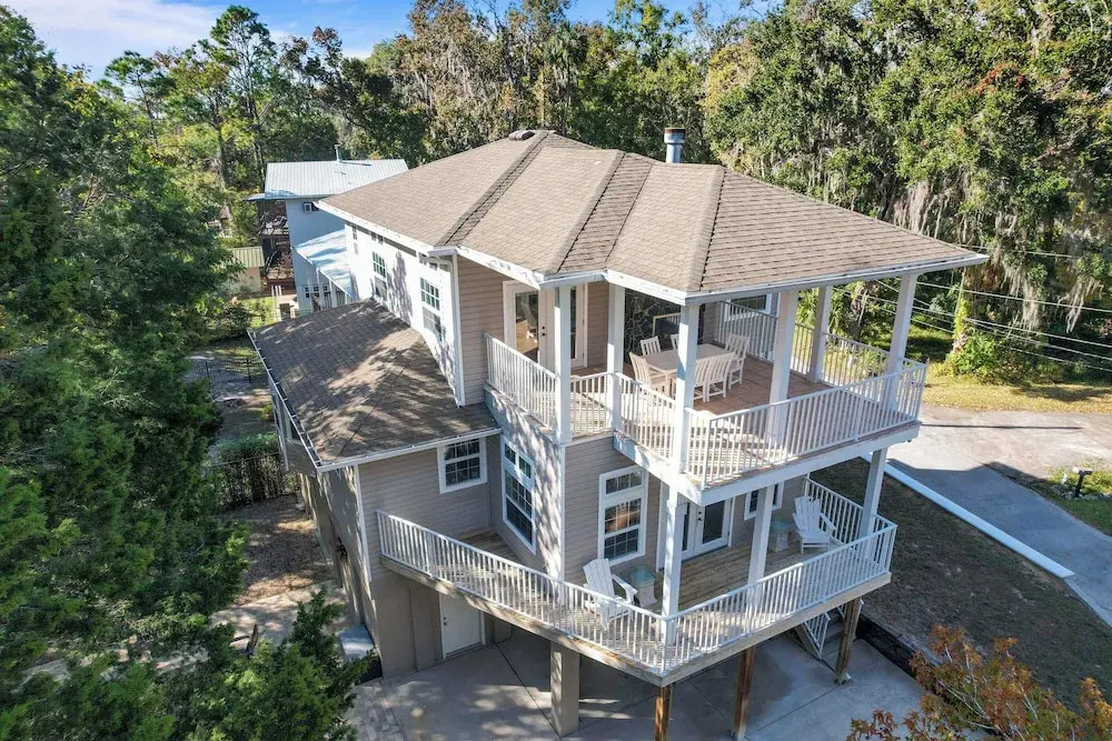 Decks, Docks & Kayaks: Waterfront Homosassa Gem