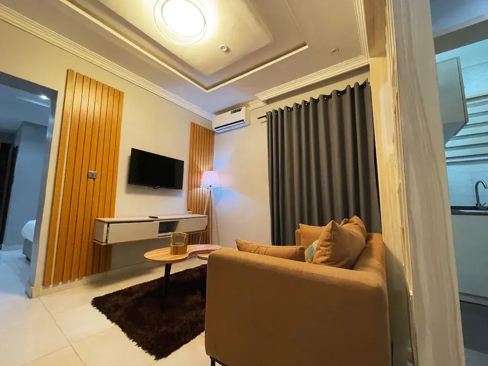 AGA WOODS Hotels