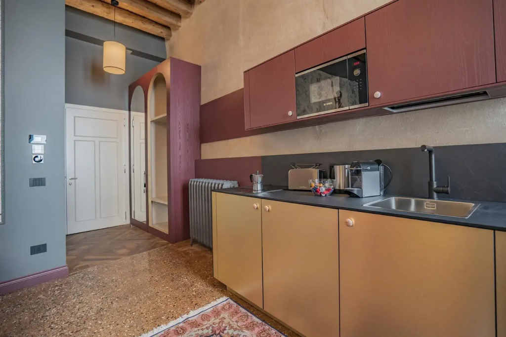 Corte Rubbi 7 Deluxe Apartment