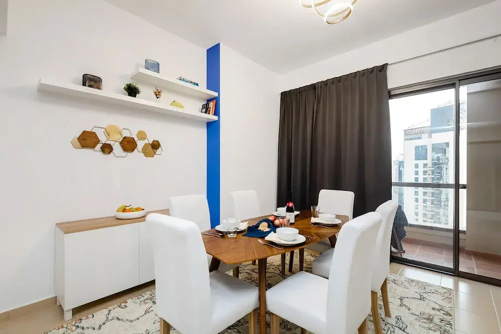 Panoramic Spacious City View 2BR Escape