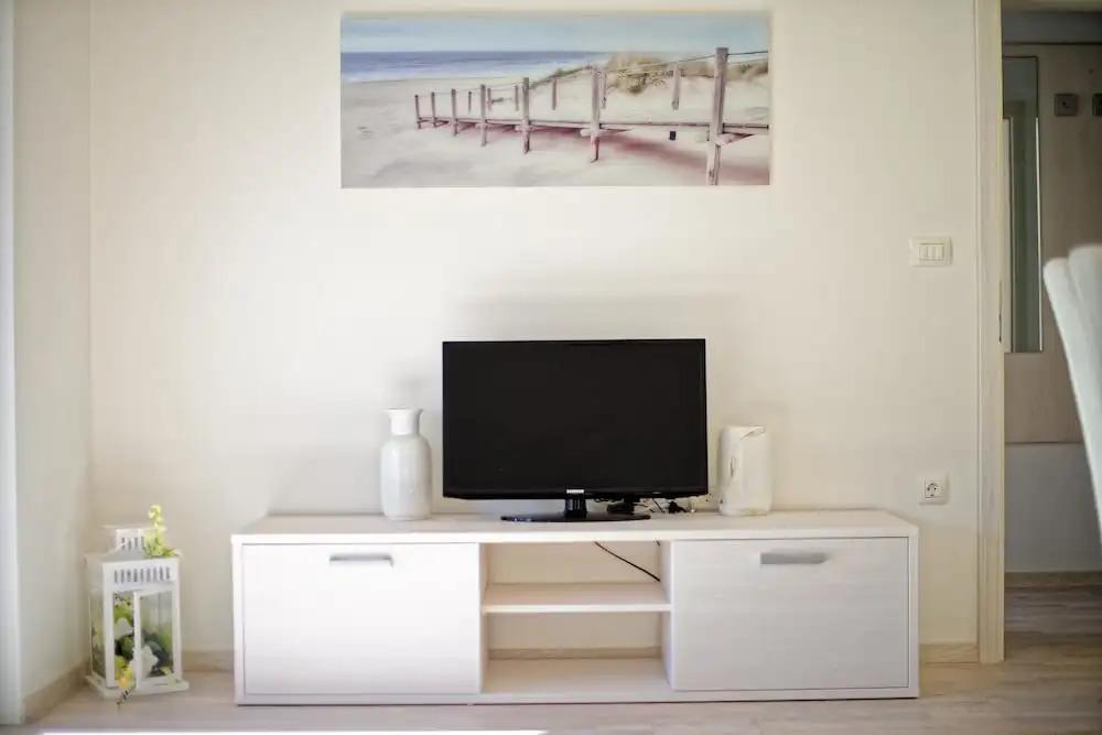 Apartment Hennion / Two Bedrooms A1 Leona