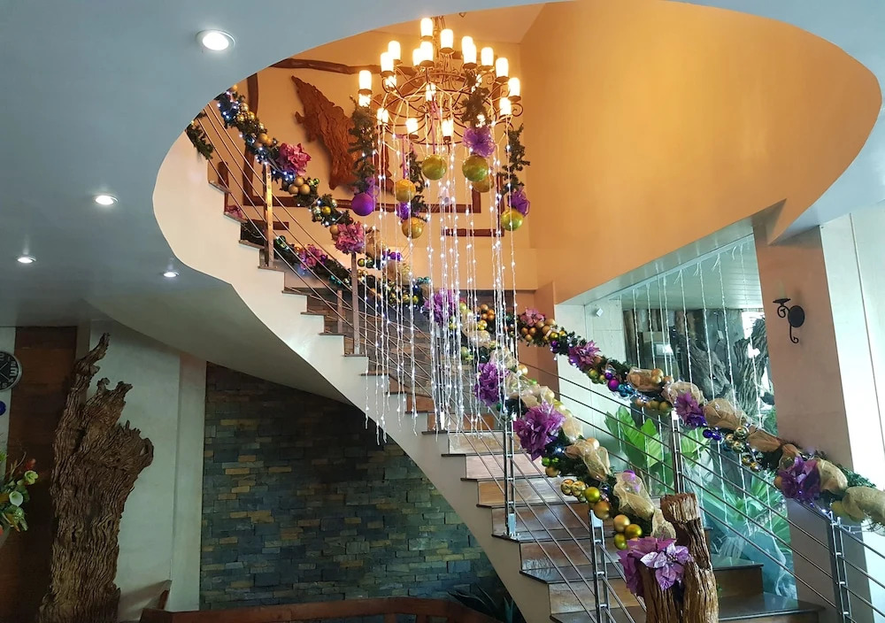 GAP Plaza Hotel