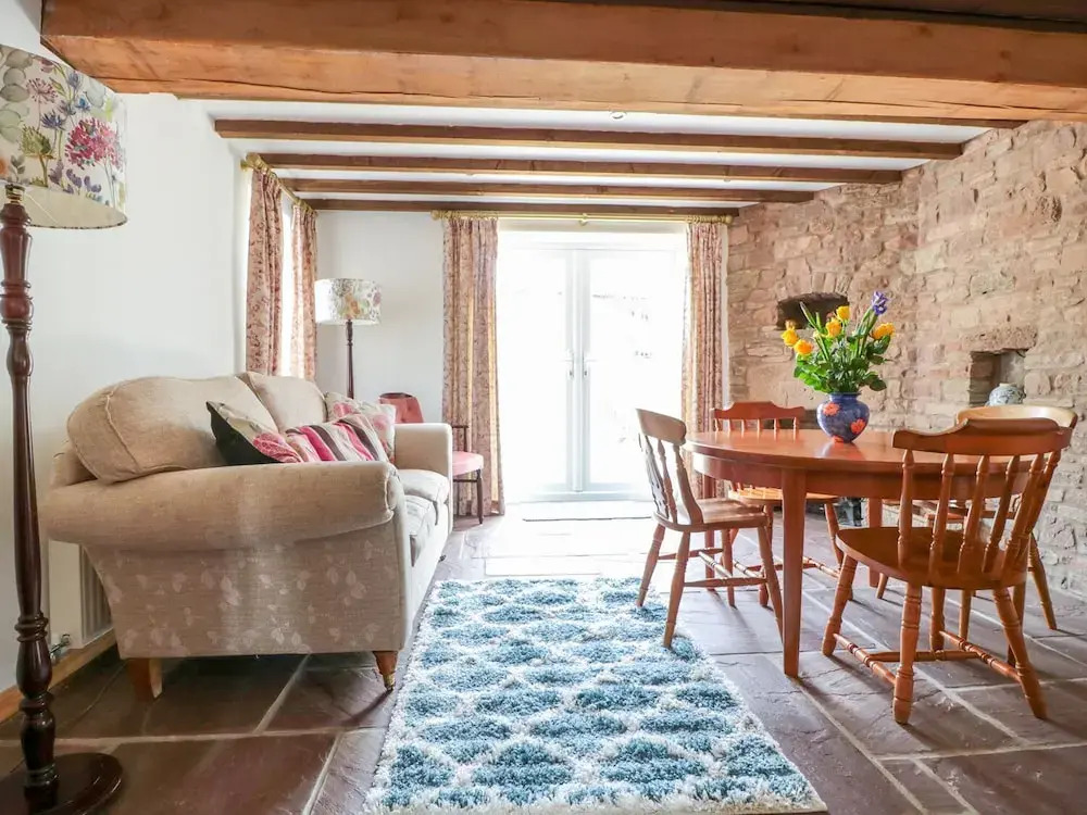 Rodley Manor Cottage, Bloemuns