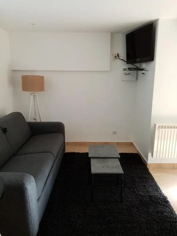 Studio de Charme Neuf a la Montagne (Adults Only)