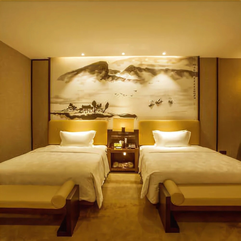 The Mingyi Hotel