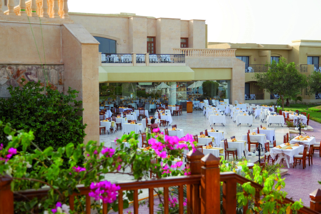 Three Corners Fayrouz Plaza Beach Resort