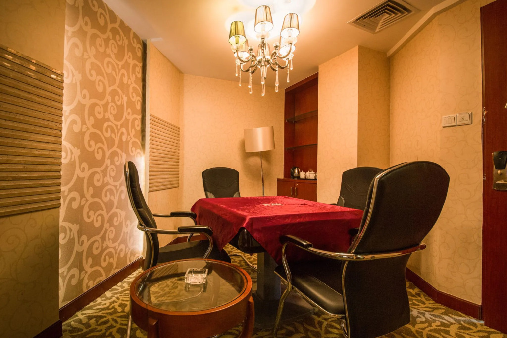 Jinguan Holiday Hotel